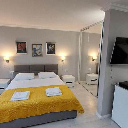Elegancki Apartament W Sercu Warszawy Warsaw Exterior photo